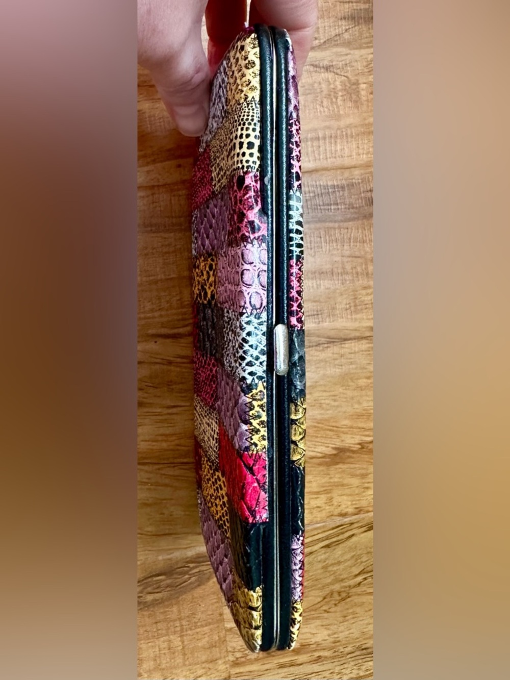 Patchwork Textured Clasp Wallet - Multicolor - Picture 2 of 3